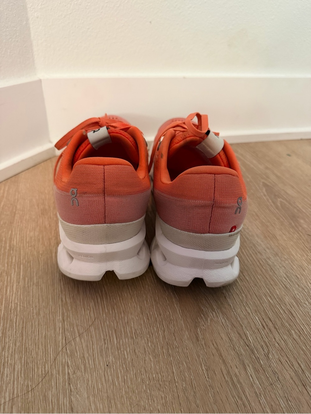 On Running Cloudsurfer Men's Size 11.5 Flame White Orange Sneakers - Picture 4 of 10